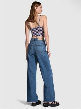 Victoria’s Secret Pink High Waist Straight Leg Jeans Blue Size 6